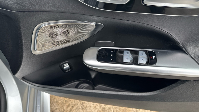 Mercedes-Benz C-Class C200 AMG Line Premium Plus 4dr 9G-Tronic Petrol Saloon